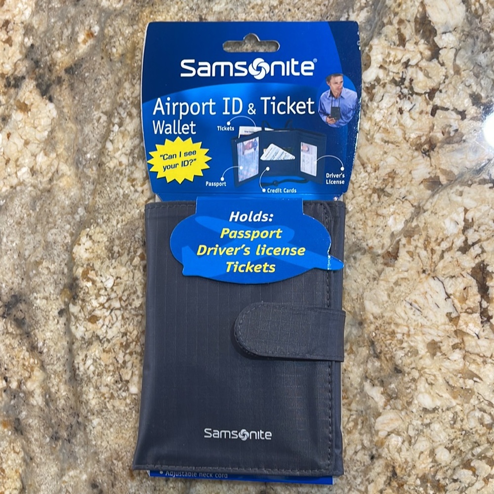 NEW Samsonite Airport ID & Ticket Wallet